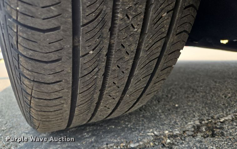 image for item DU6809 2022 Ford Transit Connect XLT van