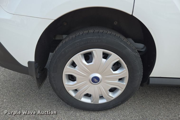 image for item DU6809 2022 Ford Transit Connect XLT van