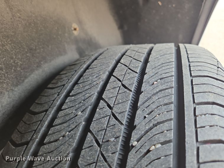 image for item DU6809 2022 Ford Transit Connect XLT van