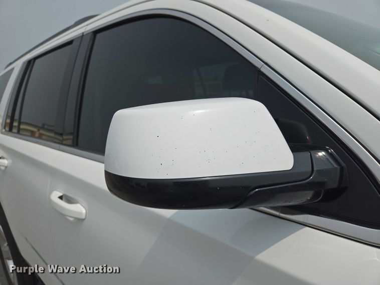 image for item DU6810 2018 Chevrolet Tahoe LT SUV