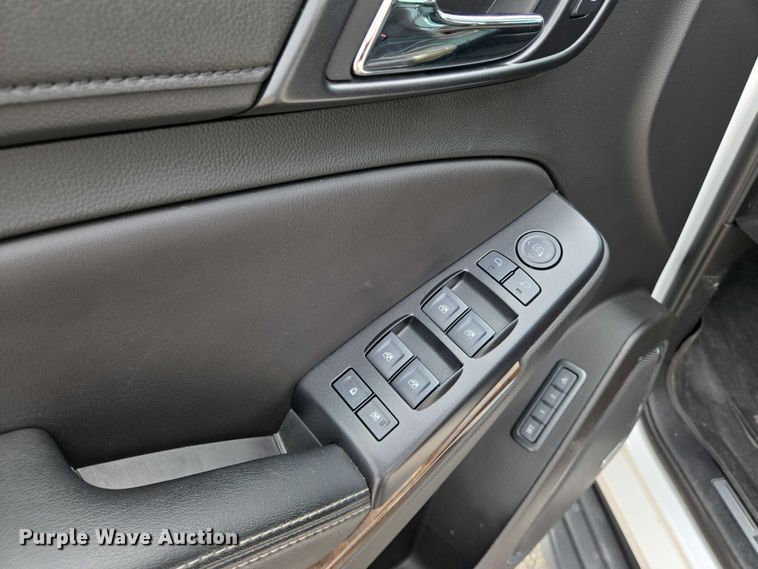 image for item DU6810 2018 Chevrolet Tahoe LT SUV