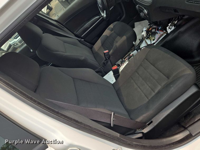 image for item DU6811 2020 Dodge Charger Police 