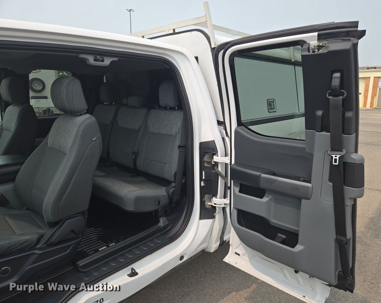 image for item DU6813 2021 Ford F150 SuperCab pickup truck