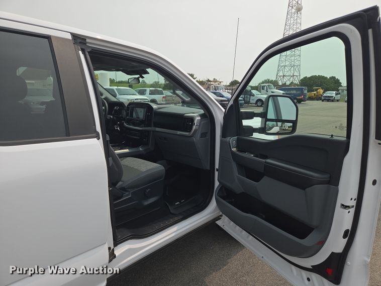 image for item DU6813 2021 Ford F150 SuperCab pickup truck