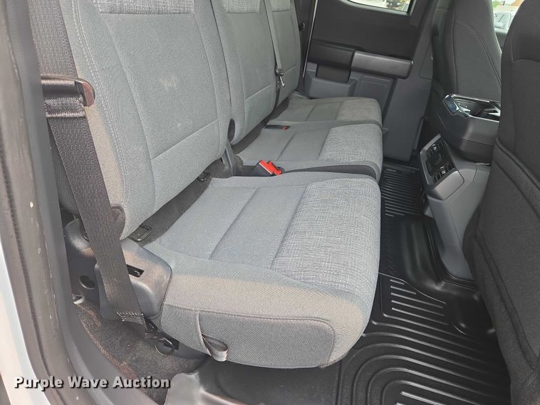 image for item DU6813 2021 Ford F150 SuperCab pickup truck