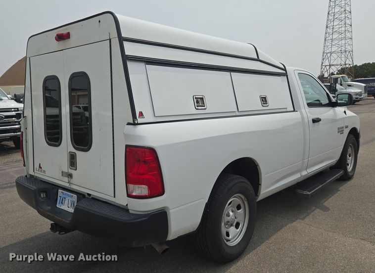 image for item DU6814 2019 RAM 1500 pickup truck