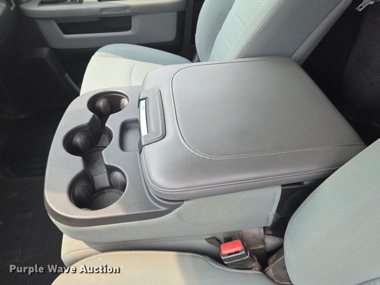 image for item DU6814 2019 RAM 1500 pickup truck