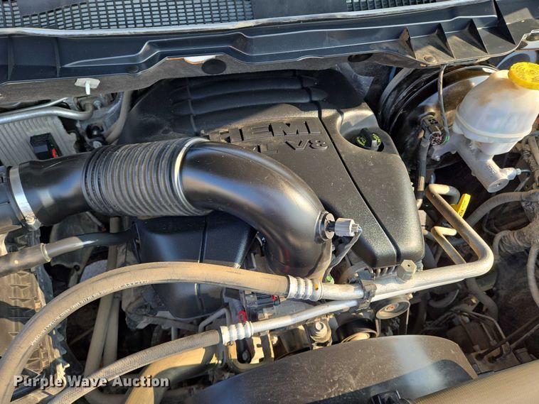 image for item DU6814 2019 RAM 1500 pickup truck