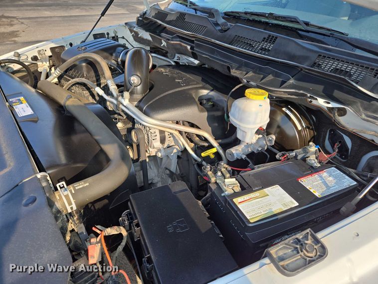 image for item DU6814 2019 RAM 1500 pickup truck