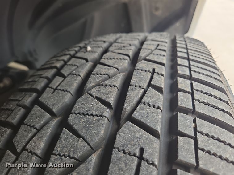 image for item DU6814 2019 RAM 1500 pickup truck