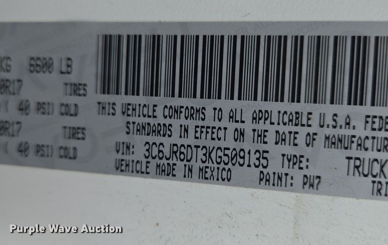 image for item DU6814 2019 RAM 1500 pickup truck