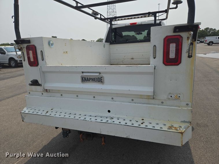 image for item DU6815 2019 Ford F250 Super Duty utility bed pickup truck