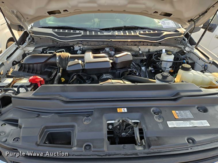 image for item DU6815 2019 Ford F250 Super Duty utility bed pickup truck