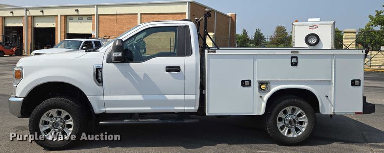 image for item DU6817 2020 Ford F250 Super Duty utility bed pickup truck