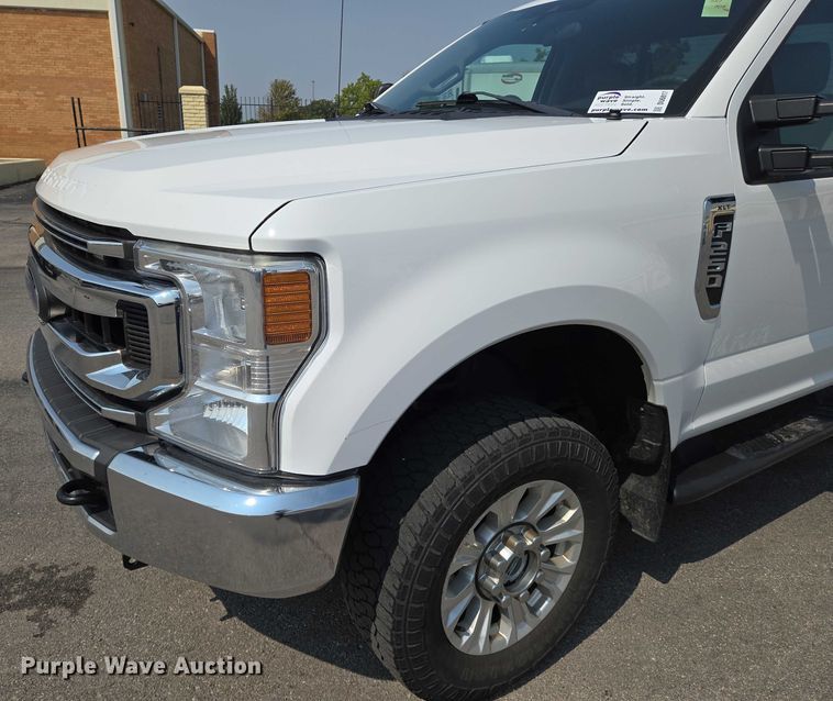 image for item DU6817 2020 Ford F250 Super Duty utility bed pickup truck