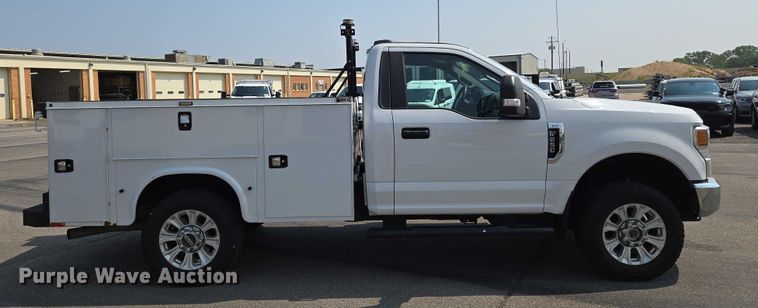 image for item DU6817 2020 Ford F250 Super Duty utility bed pickup truck