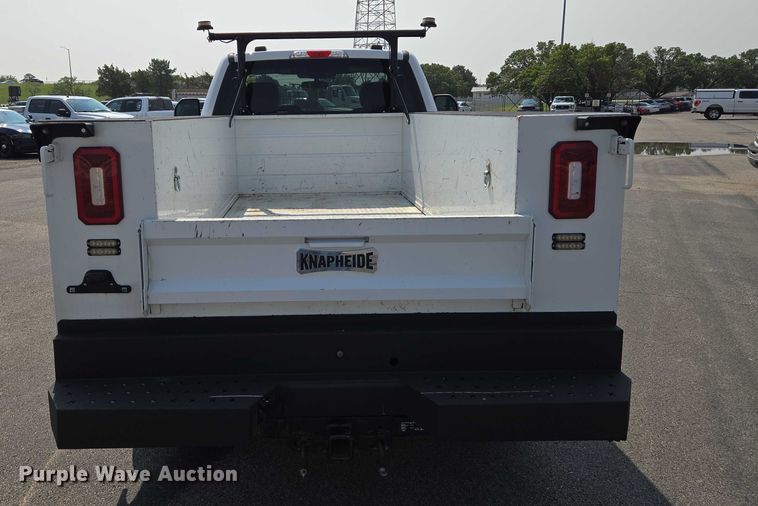 image for item DU6817 2020 Ford F250 Super Duty utility bed pickup truck