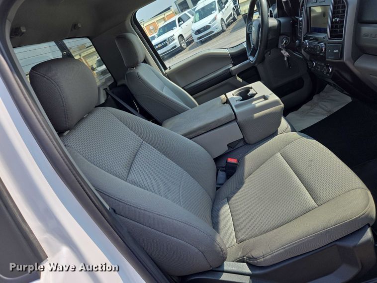 image for item DU6817 2020 Ford F250 Super Duty utility bed pickup truck