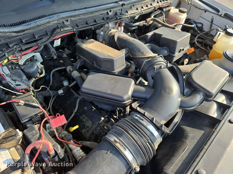 image for item DU6817 2020 Ford F250 Super Duty utility bed pickup truck