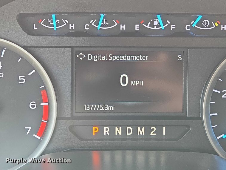 image for item DU6817 2020 Ford F250 Super Duty utility bed pickup truck