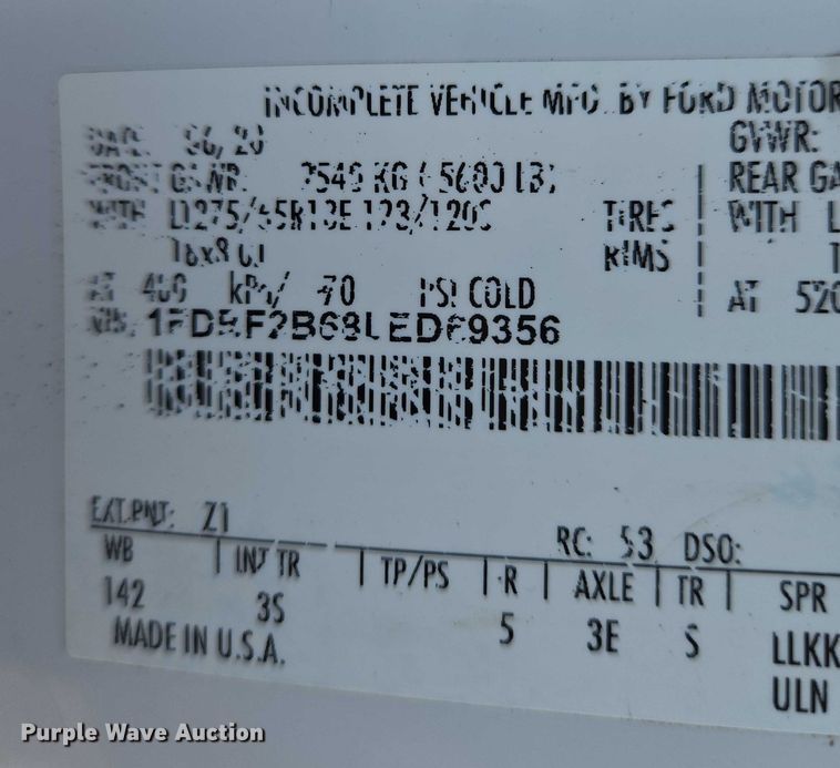 image for item DU6817 2020 Ford F250 Super Duty utility bed pickup truck