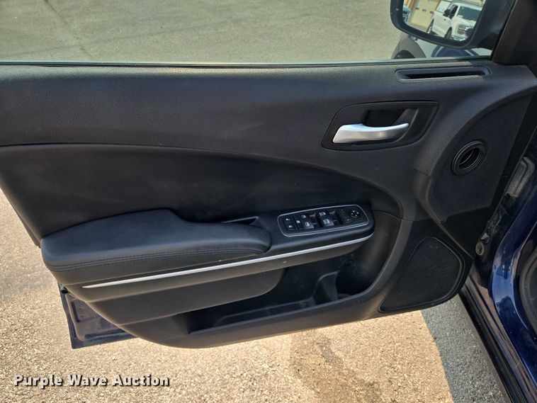 image for item DU6820 2020 Dodge Charger Police 