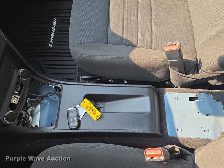 image for item DU6820 2020 Dodge Charger Police 