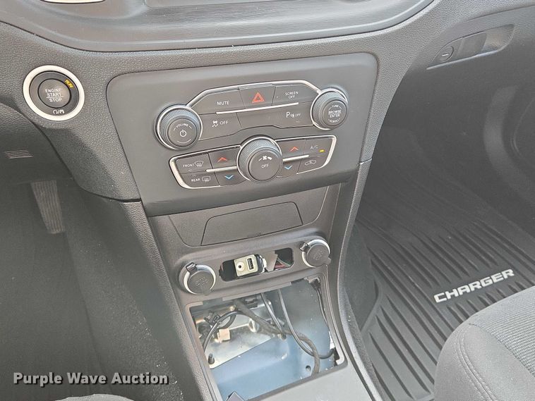 image for item DU6820 2020 Dodge Charger Police 