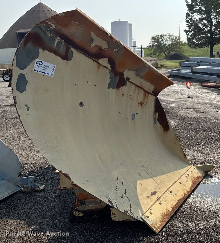 image for item DU6821 Wausau V80-72 snow plow