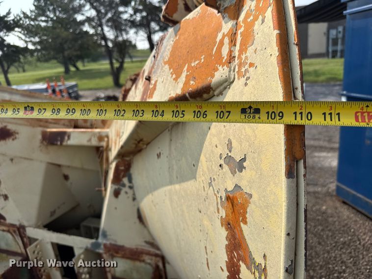 image for item DU6821 Wausau V80-72 snow plow