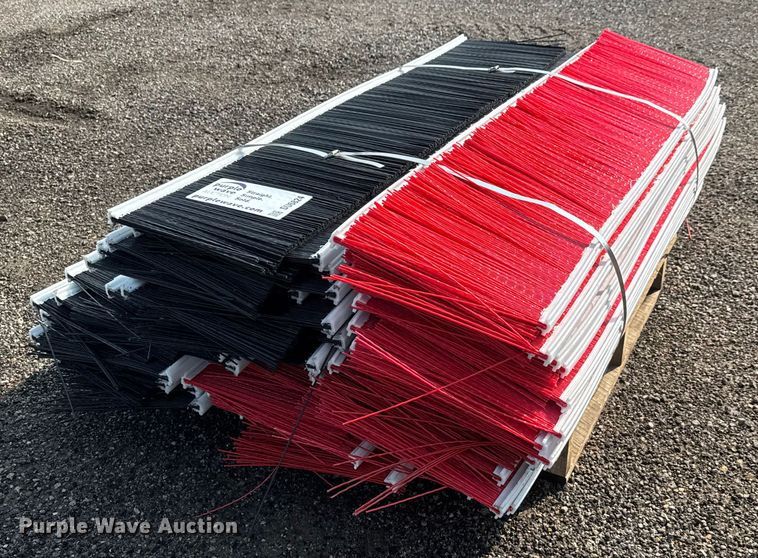 image for item DU6824 Approximately 30 broom bristles