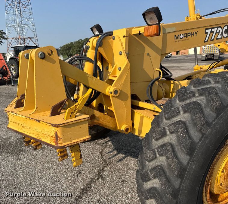 image for item DU6825 2001 John Deere 772CH motor grader