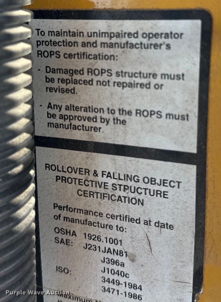 image for item DU6825 2001 John Deere 772CH motor grader