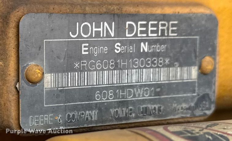 image for item DU6825 2001 John Deere 772CH motor grader