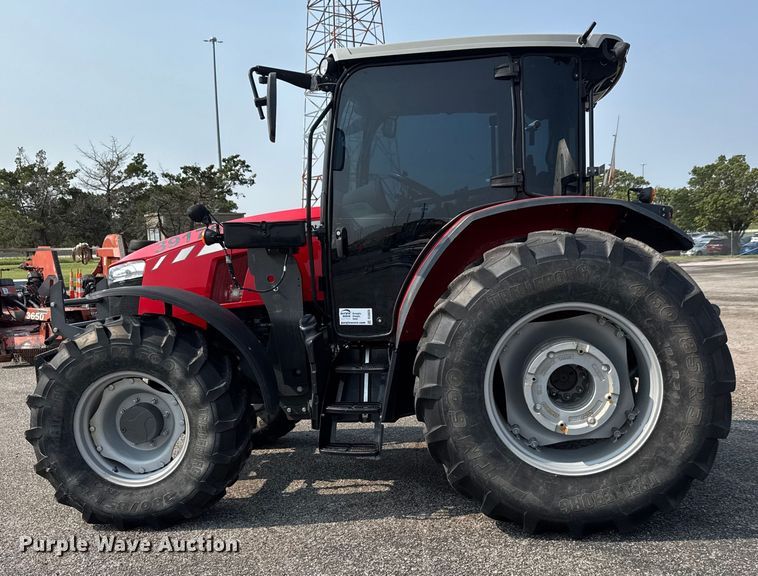 image for item DU6826 2018 Massey Ferguson 5710 MFWD tractor