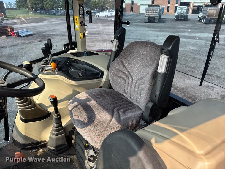 image for item DU6826 2018 Massey Ferguson 5710 MFWD tractor