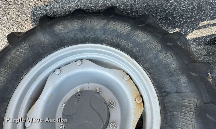 image for item DU6826 2018 Massey Ferguson 5710 MFWD tractor