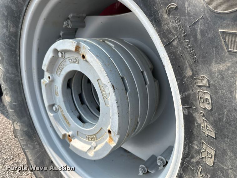 image for item DU6826 2018 Massey Ferguson 5710 MFWD tractor