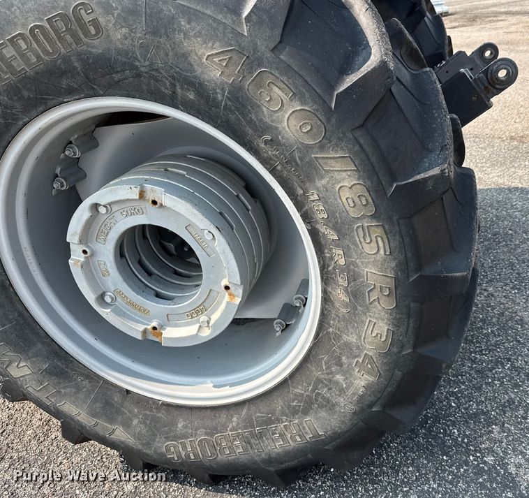 image for item DU6826 2018 Massey Ferguson 5710 MFWD tractor