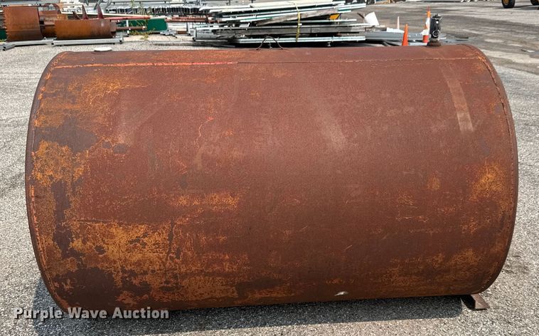image for item DU6832 Waste oil tank