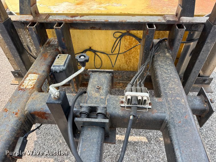image for item DU6835 Traffix Devices crash attenuator trailer