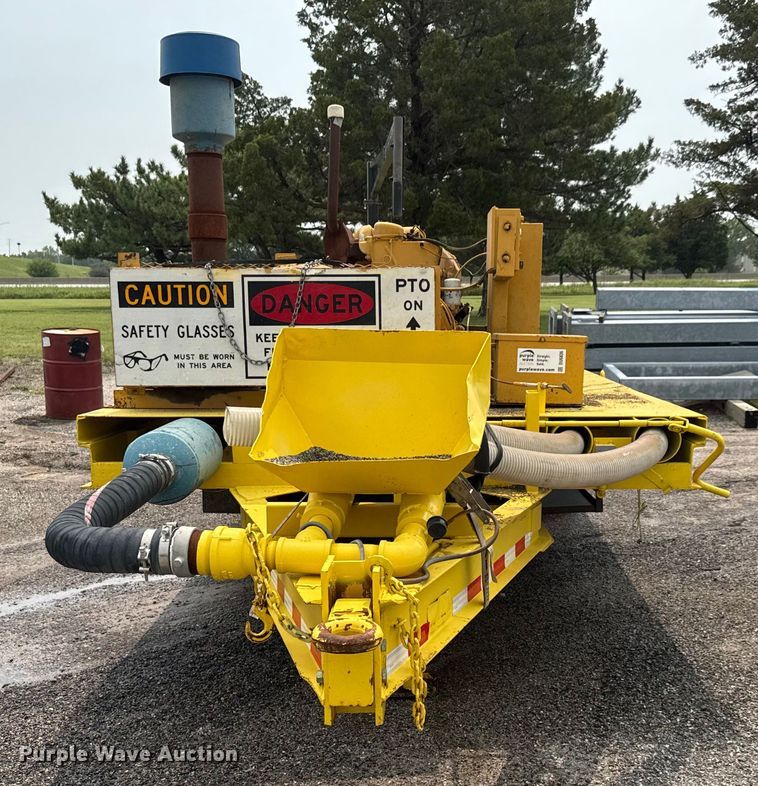 image for item DU6836 1992 JFW Sand blasting trailer