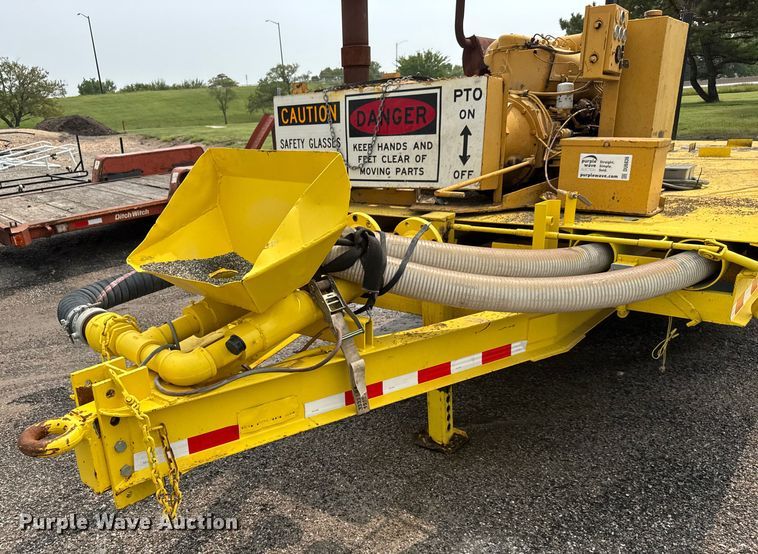 image for item DU6836 1992 JFW Sand blasting trailer