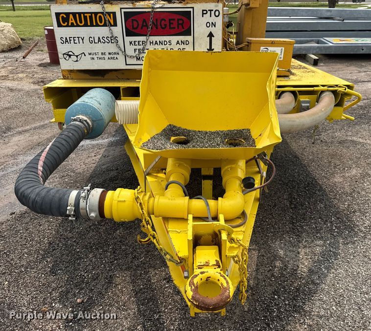 image for item DU6836 1992 JFW Sand blasting trailer