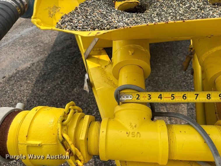 image for item DU6836 1992 JFW Sand blasting trailer