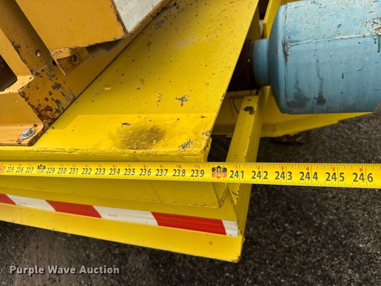 image for item DU6836 1992 JFW Sand blasting trailer