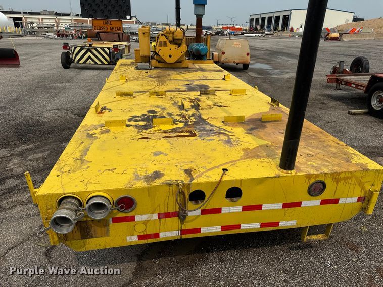 image for item DU6836 1992 JFW Sand blasting trailer