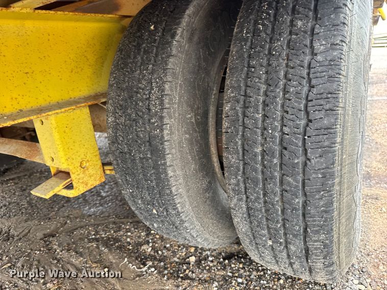 image for item DU6836 1992 JFW Sand blasting trailer