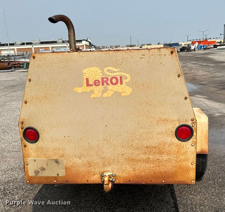 image for item DU6837 LeRoi 185 air compressor