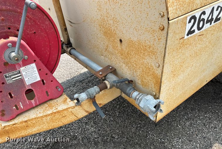 image for item DU6837 LeRoi 185 air compressor